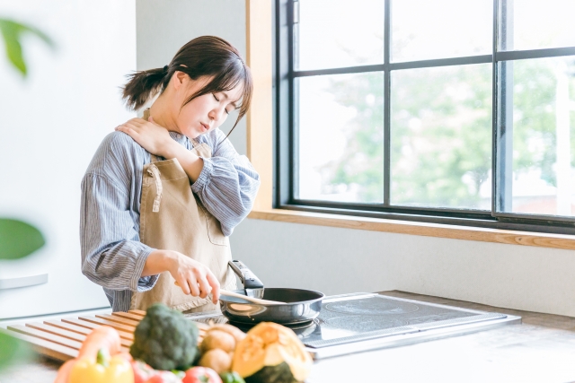 むちうちの症状は後から出る？事故直後の対応と損をしないための注意点